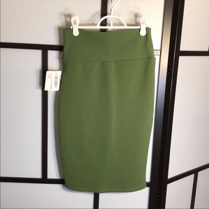 NWT Lularoe Cassie olive skirt